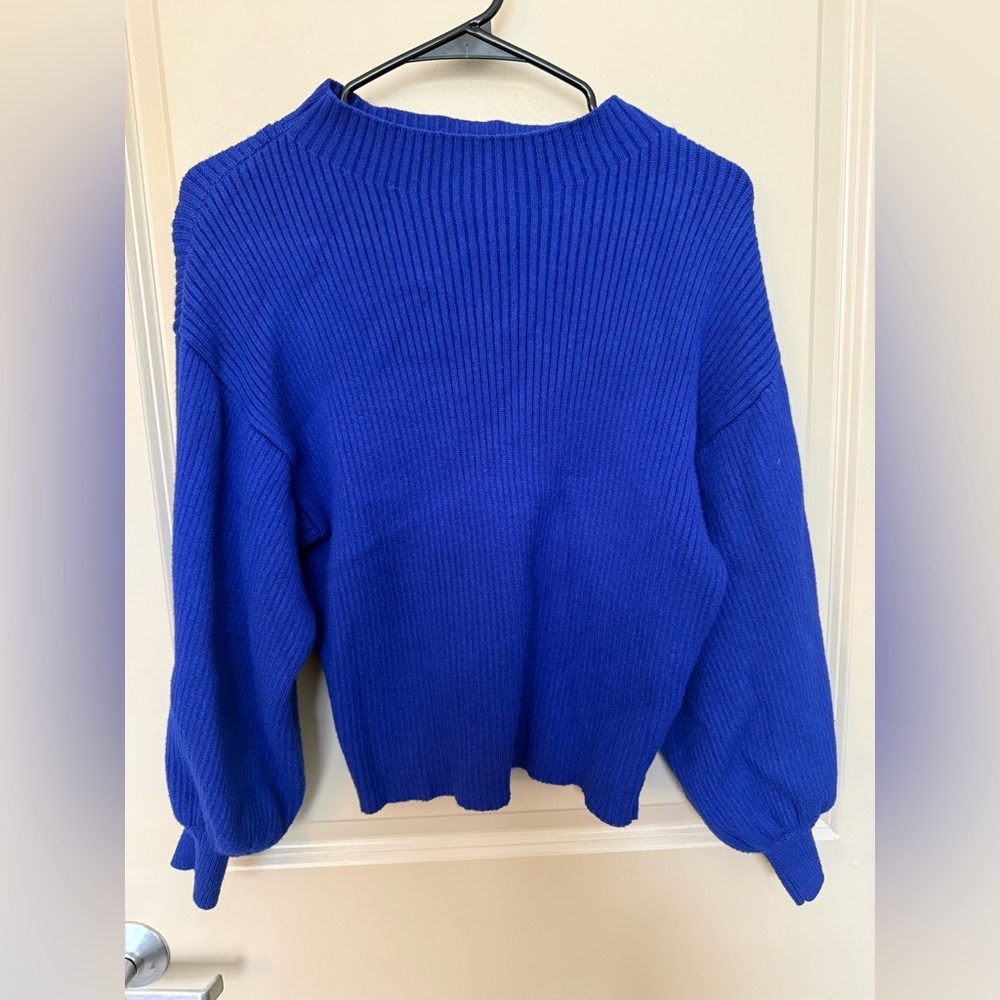 Women's Blue Sweater